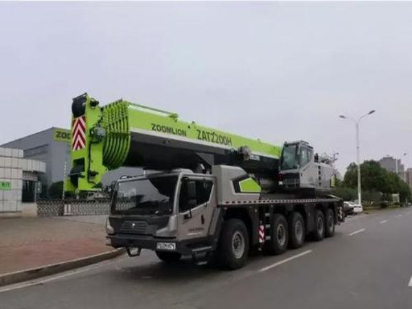 回龙圩区吊车租赁_汽车吊新闻-吊车出租作业中如何避免吊钩旋